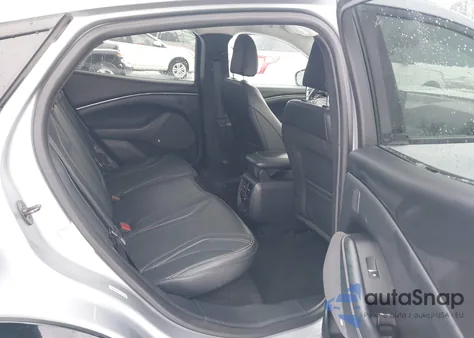 2021 Ford Mustang Mach-E Premium z USA, uszkodzony, nr VIN 3FMTK3SS8MMA18672